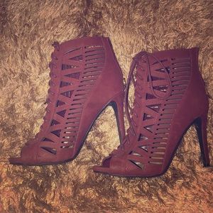 Maroon open toed bootie heels
